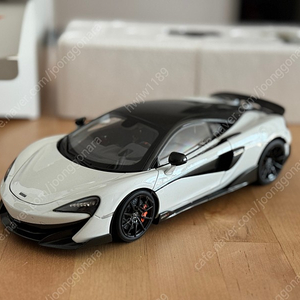 멕라렌600LT 1:18 다이캐스트 판매