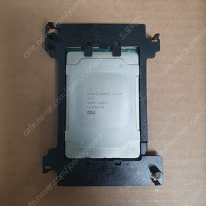 [서버용 CPU] Intel Xeon Silver 4215 [중고]