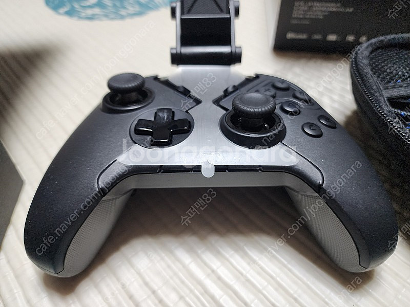 조이트론 플라이디지 APEX2 아펙스2 게임패드 판매 합니다.--1