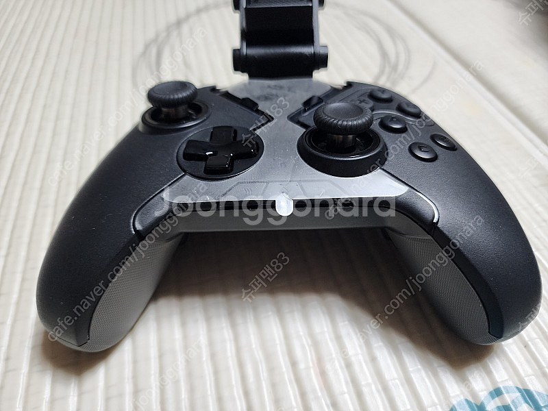 조이트론 플라이디지 APEX2 아펙스2 게임패드 판매 합니다.--2