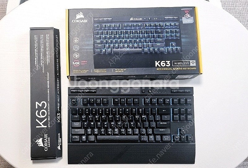 커세어 K63 유무선 텐키리스 적축 키보드 팝니다--0