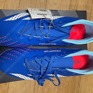 [270] 아디다스 프레데터 애큐러시 .3 tf 풋살화 새제품