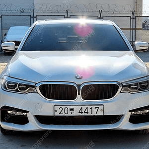 BMW5시리즈 (G30) 520d M 스포츠@중고차@중고차매입@전액할부@저신용자@신불자@소액할부@현금@카드 전부 가능합니다!