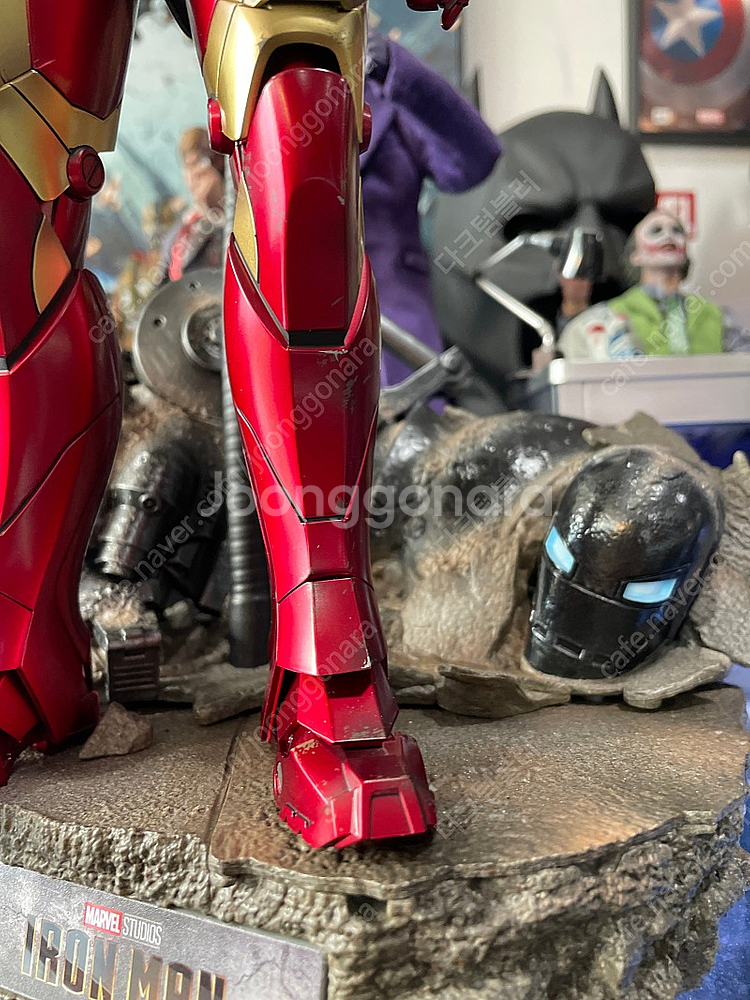 핫토이 아이언맨 마크3 2.0 다이캐스트 팝니다.--1