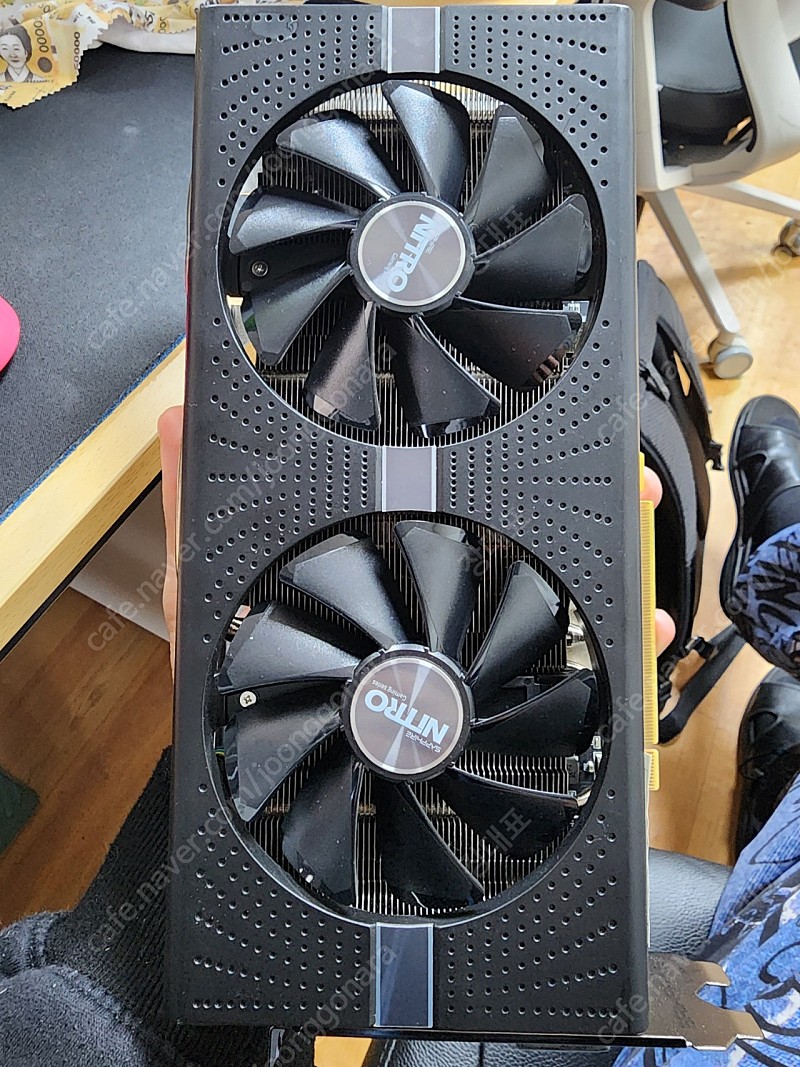 사파이어니트로플러스 rx580 8g 거의새것 팝니다