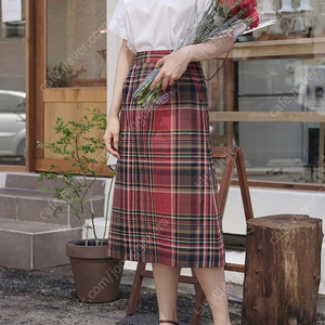 언라벨 unlabeled ARLES CHECK SKIRT(M새상품) 아를스커트 아이데 ayde letter 틸아이다이 킨더살몬 에토스 문달 호와스 르누이 오눅 carol 포터리