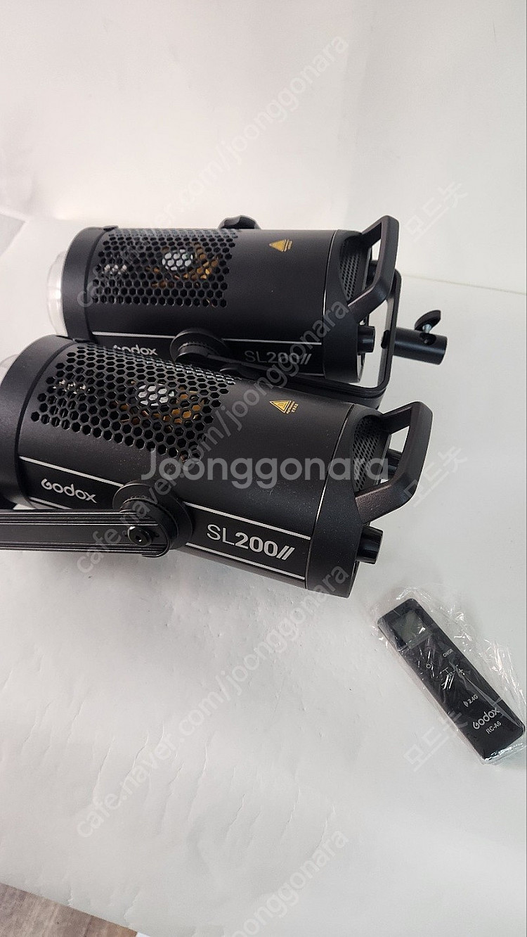 GODOX SL200II 고독스 지속광 한번사용 판매해...--0