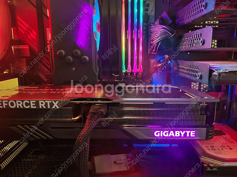 GIGABYTE 지포스 RTX 4070 GAMING O...--0