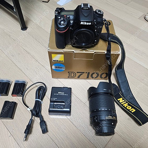 니콘d7100 과18-140mm렌즈 팝니다