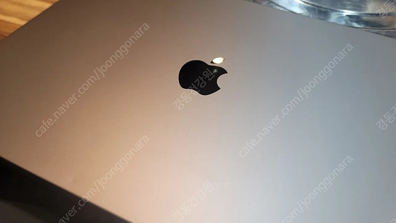 애플 맥북 프로 16인치 m1 max 32g 1tb 충전기 박스포함 깨끗하게 사용함 !!