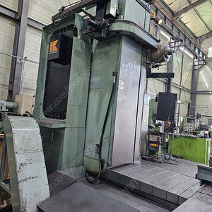 CNC BORING M/C(KURAKI,KBT-13DX.A)