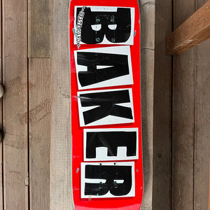 baker/베이커 스케이트보드 데크 (8.5) 판매합니다.