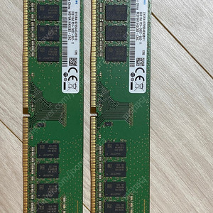 삼성전자 DDR4 8G 2400 x2 장