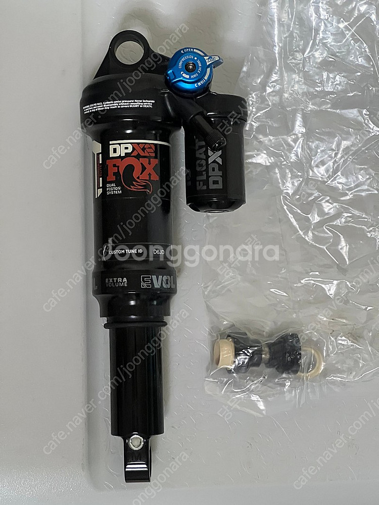 폭스 210mm 리어샥 dpx2 팝니다--2