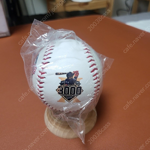 이대호 3000루타기념구