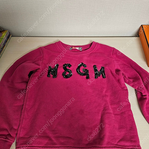 Msgm. 여아 120사이즈 기모티셔츠