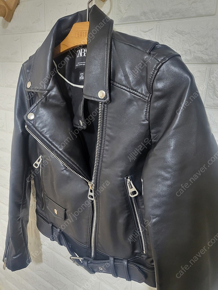 자라 여성 자켓 페이크 레더 바이커 점퍼 여성 S 44--1