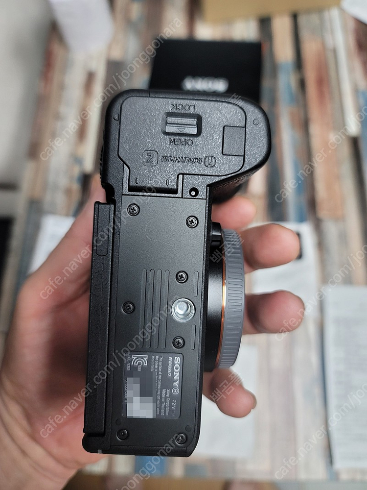 소니 A7C2 실버 팝니다 (풀박 , 53컷)--4