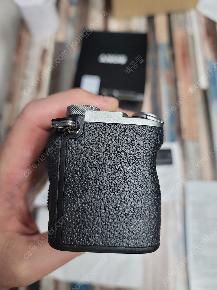 소니 A7C2 실버 팝니다 (풀박 , 53컷)--5