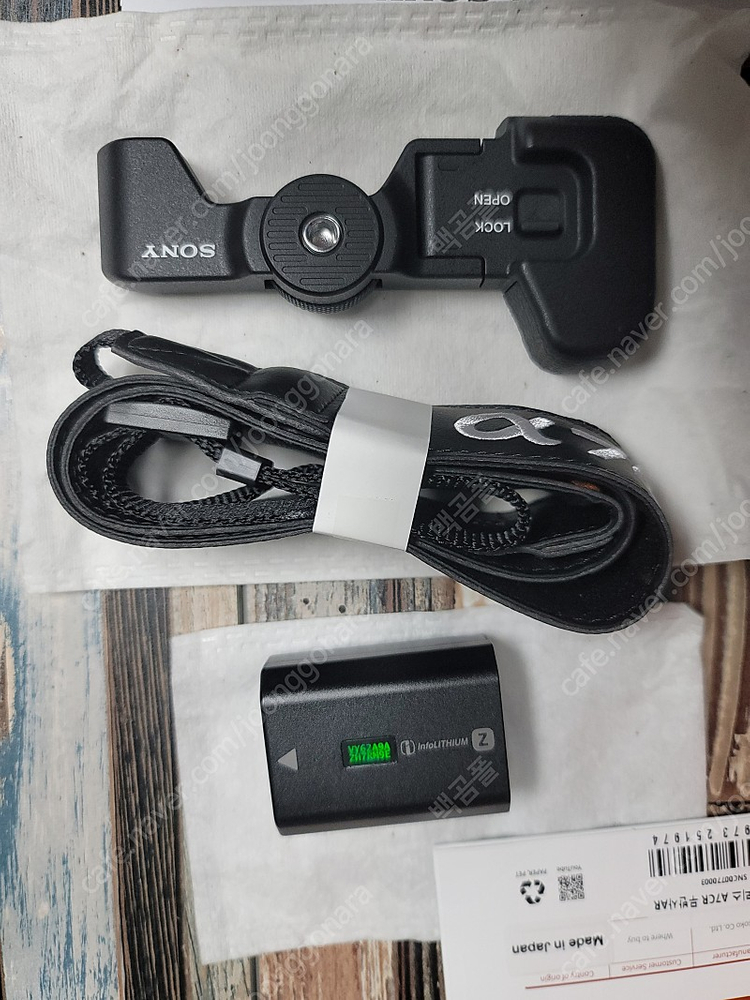 소니 A7CR 블랙 팝니다 (풀박 ,290만원, 4,506컷)--2