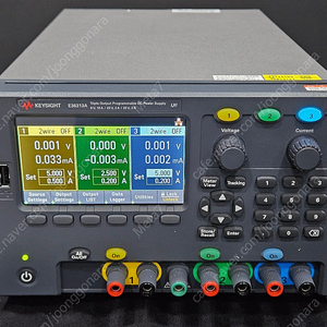 Keysight E36313A Triple Programmable DC Power Supply 중고 A급 판매