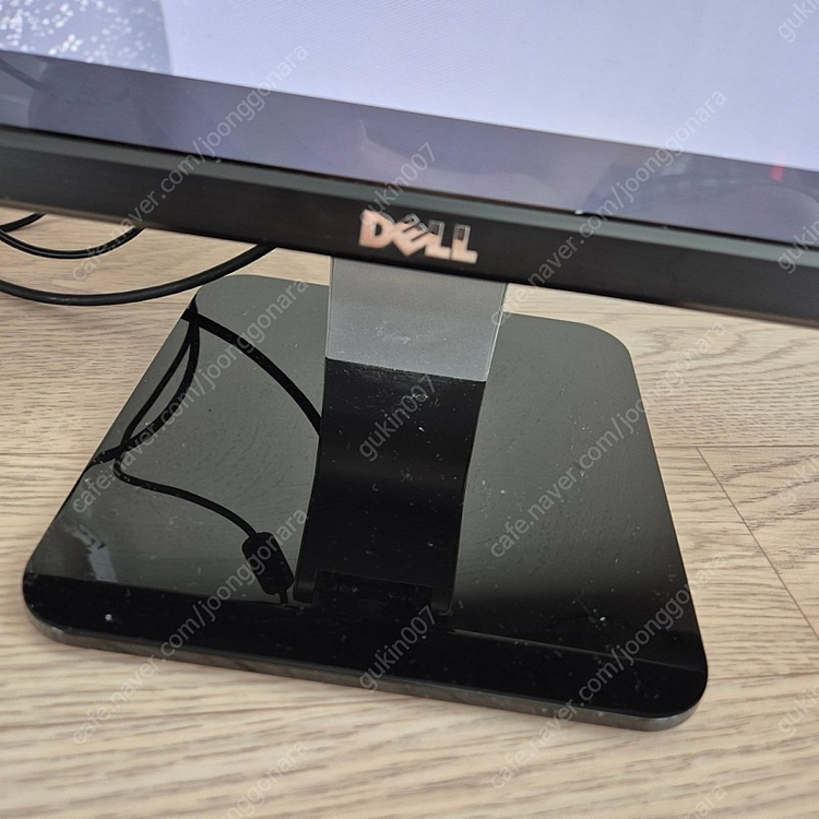 Dell + 한성 24인치 모니터 2대 일괄--1