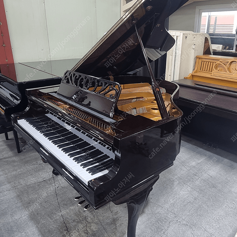 (판매)아주예쁜 영창베이비그랜드 피아노 월리쳐 G-452 와인색유광