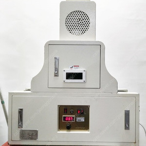 초소형실험실용 U.V경화시스템 MACHINE입니다.