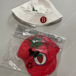 베베드피노 딸기 모자 + 애플 버킷햇 (일괄판매)