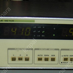 DIGITAL LCR METER ( LCR-745 )