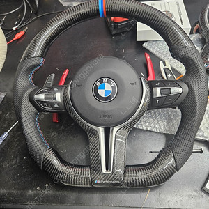 Bmw D컷 카본핸들