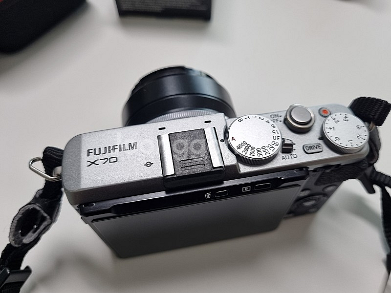 후지 x70실버 와이드 컨버전 렌즈 WCL-X70 렌즈후드 악세서리 일괄 판매--2