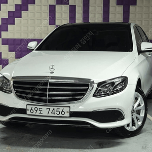 벤츠E클래스 W213 E300 4MATIC 익스클루시브 (5인승)@중고차@중고차매입@전액할부@저신용자@신불자@소액할부@현금@카드 전부 가능합니다!