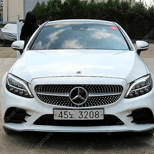 벤츠C클래스 W205 C220 d 4MATIC 쿠페@중고차@중고차매입@전액할부@저신용자@신불자@소액할부@현금@카드 전부 가능합니다!