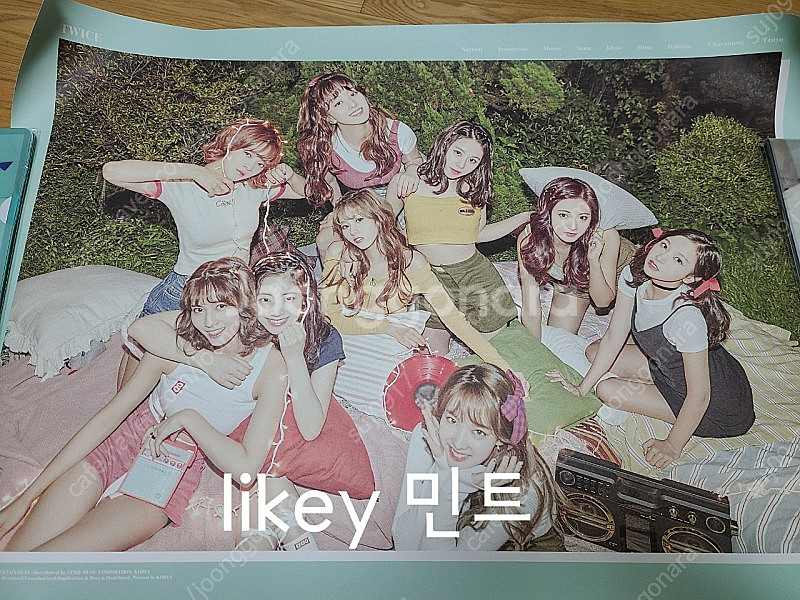 트와이스 포스터 모음--5