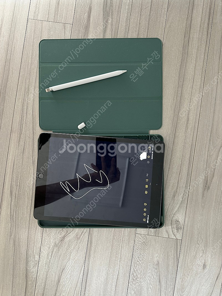 아이패드 7세대 와이파이 128기가 스그 + 애플펜슬--7