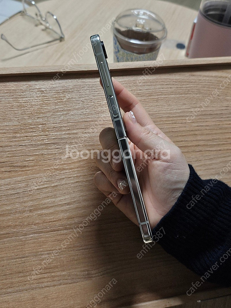 [네고환영] Z플립5 크림 256G 자급제--4