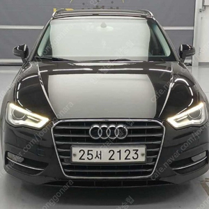 아우디│A3│35TDI│스포트백│다이나믹│2015년│76,000KM│1090만원│무사고│상태완벽│아우디센터점검완료│