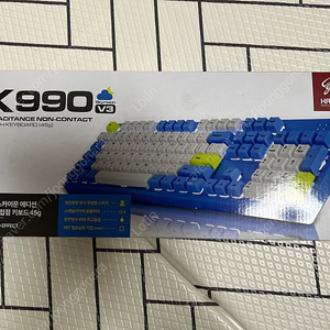 앱코 무접점 기계식 키보드 k990 v3 스카이문 에디션 45g 팝니다.