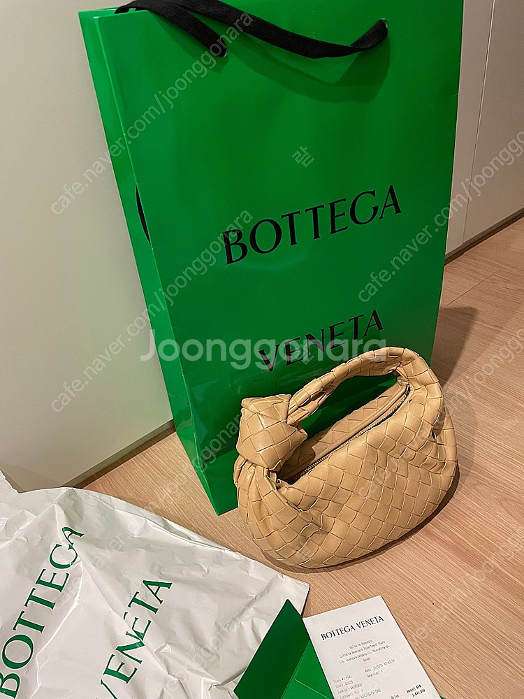 보테가베네타 조디백 미니 아몬드색상--1