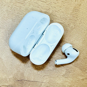 애플 에어팟 프로 본체