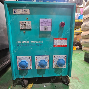 신일 공업용 전압조정기 30KVA(380V-220V)