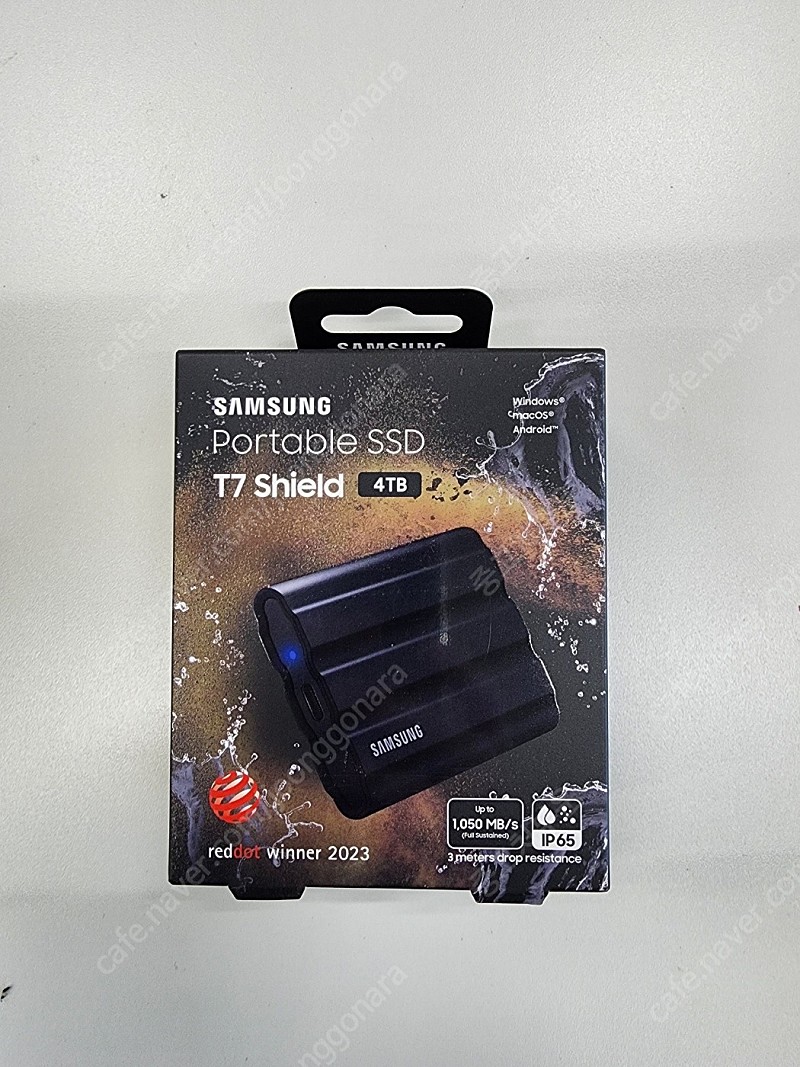 삼성전자 포터블 SSD T7 Shield 블랙 4TB 미개봉품 39만원에 판매합니다.