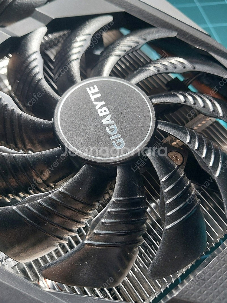 고장난 라데온 RX5600XT 6G 배송비 포함--4