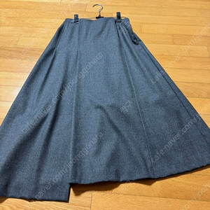 구호 스커트(Unbalanced Mild Wrap Skirt-Grey