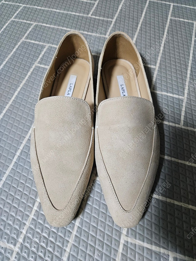 라플라 페미닌로퍼 샌드베이지 240 이미지