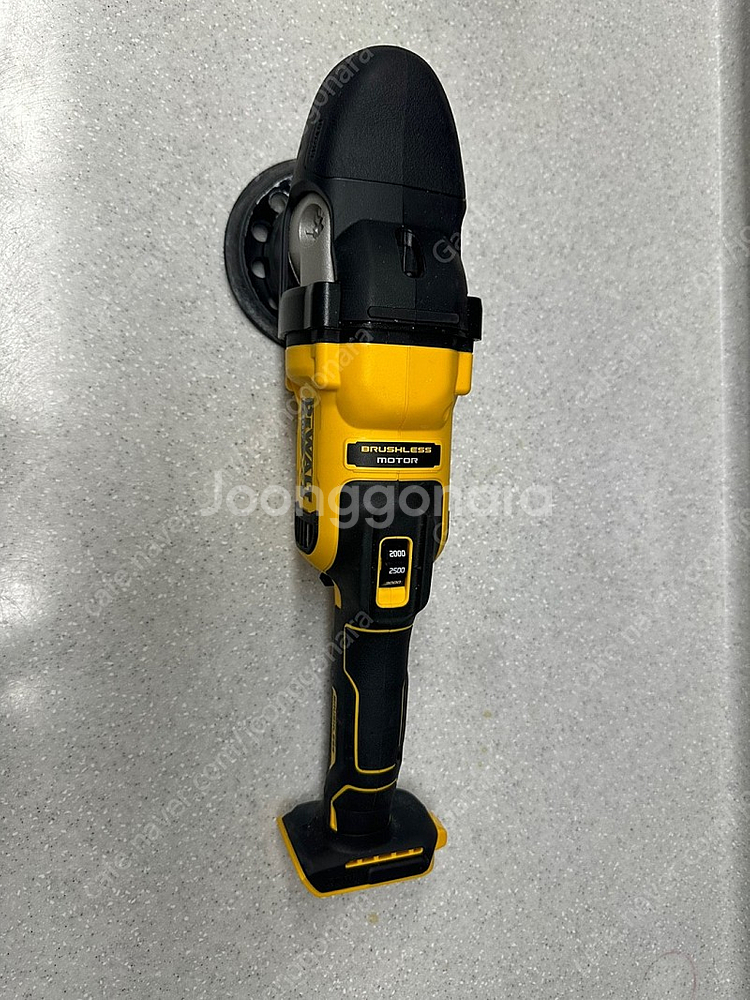 디월트 광택기(DCM848N 베어툴) 판매합니다.--0