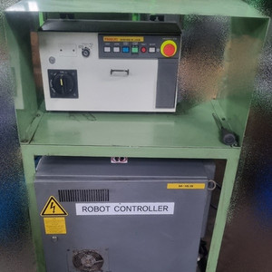 Fanuc System R-J3IB A05B-2463-B002 Robot Controller