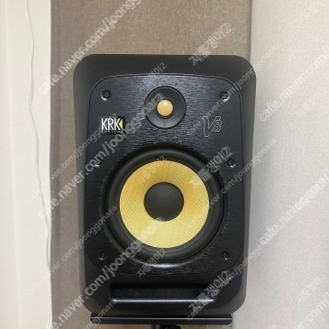 krk 8인치 모니터링 스피커 v8s4 1조팝니다