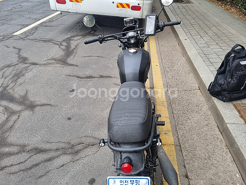 브릭스톤 펠스버그 125bx 팝니다--1